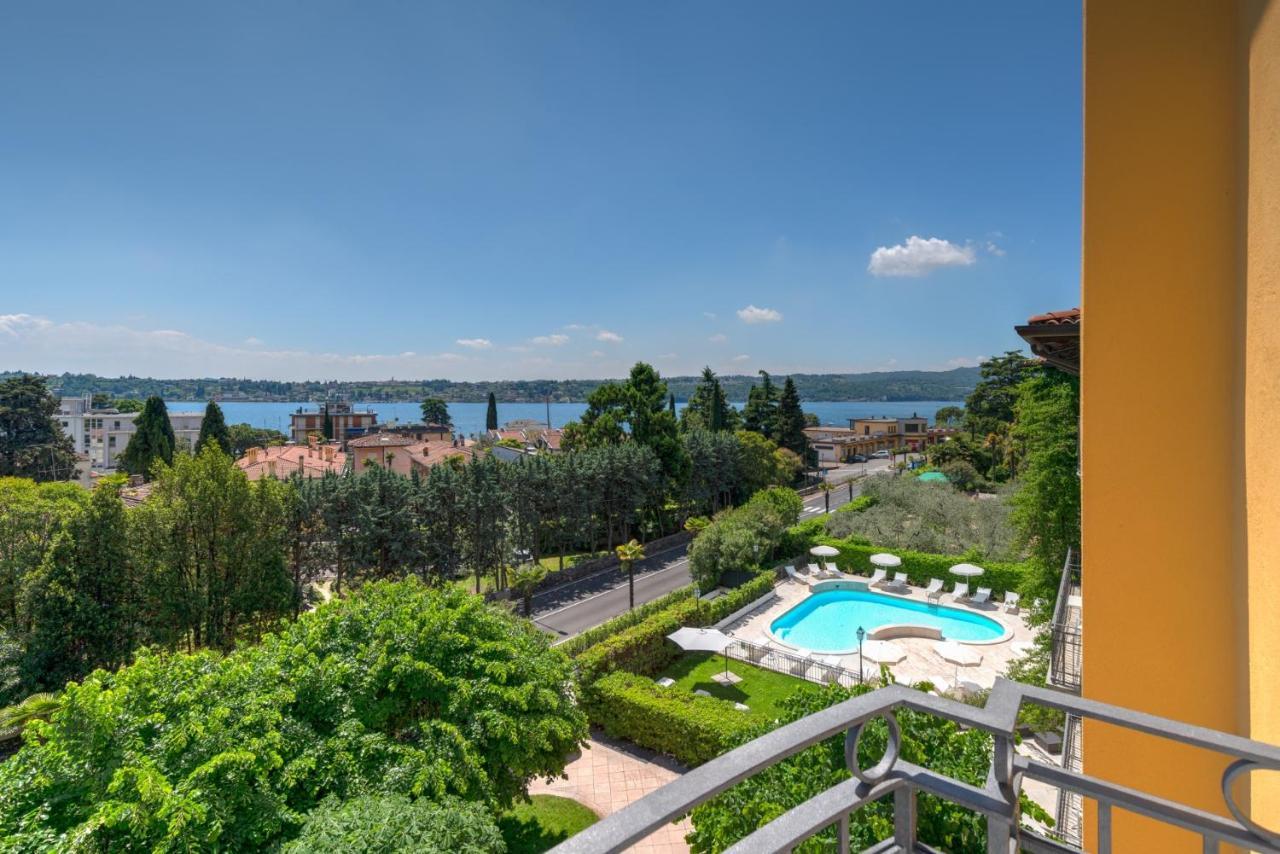 Hotel Galeazzi Gardone Riviera Exteriör bild